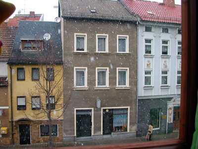 fensterschneeblick.jpg